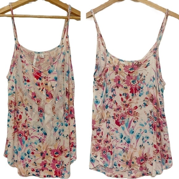 LC Lauren Conrad Tops - Lauren Conrad Floral Pink & Blue Top